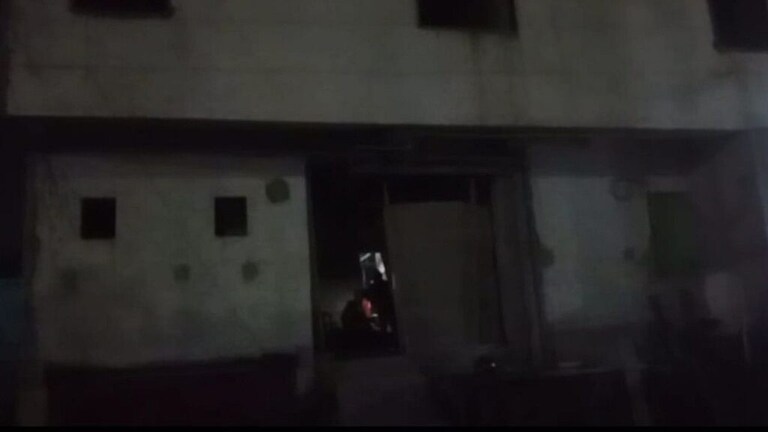 कानपुर: बिल्डिंग में पेंटिंग कर रहा था मजदूर तभी चली गोली और वह गिर गया, पुलिस ने ये बताया UP Tak