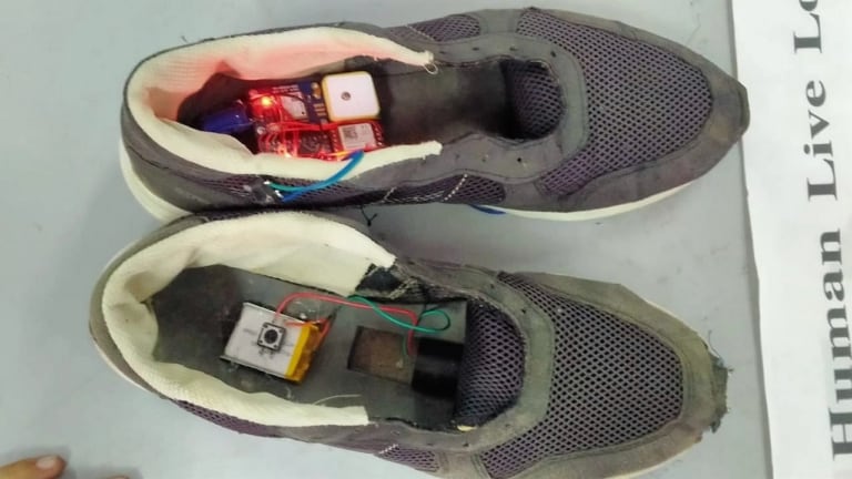 अब पहनिए स्मार्ट शूज, चाहे प्राकृतिक हो या मानव जनित आपदा, ऐसे करेगा आपके जीवन की रक्षा UP Tak