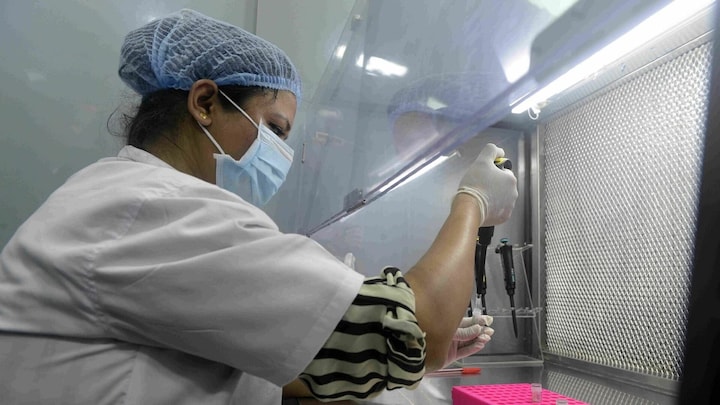 गौतमबुद्ध नगर: कोरोना वायरस के 43 नए पॉजिटिव केस मिले, संक्रमितों में 16 बच्चे शामिल UP Tak