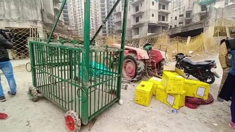 ग्रेटर नोएडा: सोसायटी के पास दिखा तेंदुआ, तलाशी अभियान जारी, लोगों से की गई ये अपील UP Tak