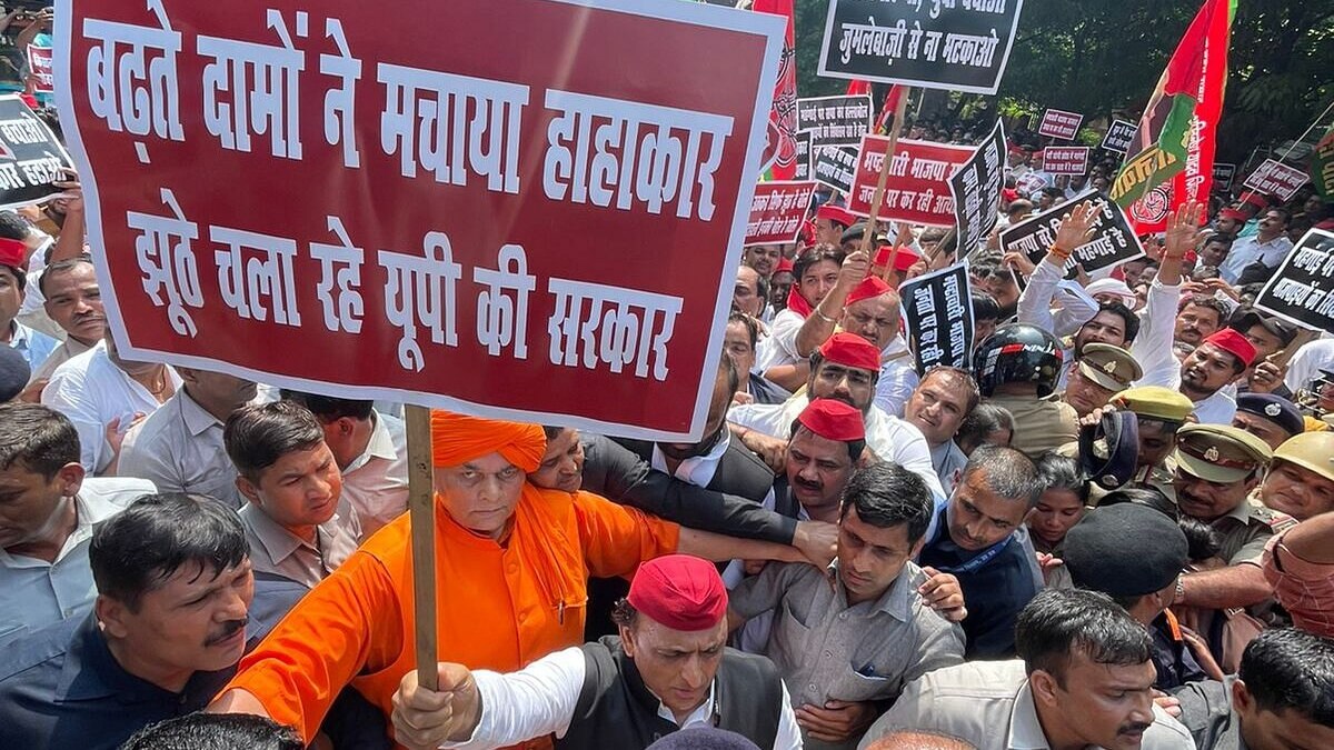 यूपी विधानसभा मॉनसून सत्र का पहला दिन रहा धमाकेदार, तस्वीरों में देखिए क्या-क्या हुआ? UP Tak
