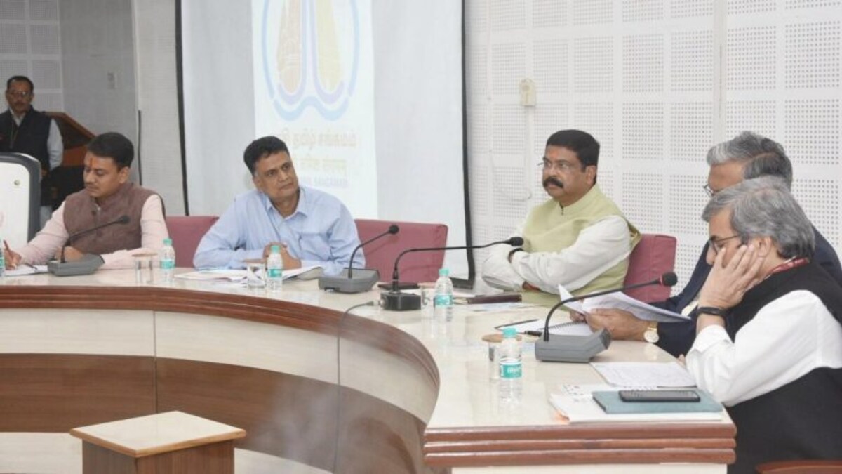 वाराणसी: केंद्रीय मंत्री धर्मेन्द्र प्रधान बोले- काशी तमिल समागम अद्भुत और ऐतिहासिक होगा UP Tak
