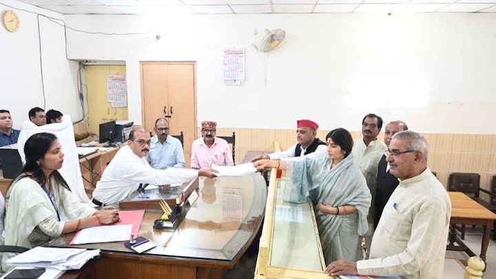 मैनपुरी उपचुनाव: सपा उम्मीदवार डिंपल यादव के पास 14 करोड़ रुपये से ज्यादा की संपत्ति UP Tak