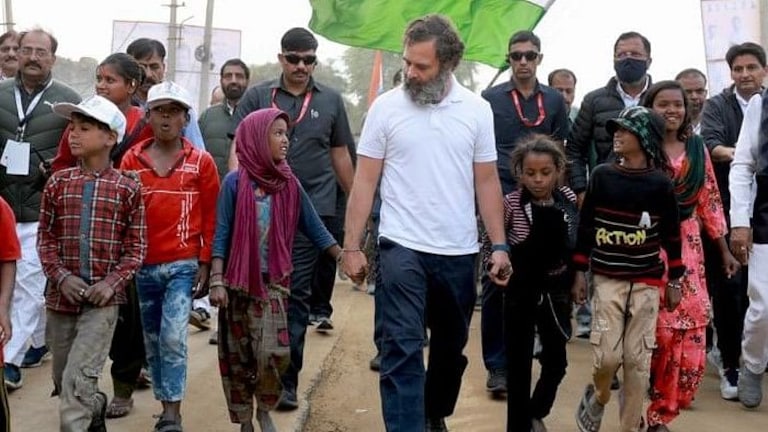 प्रियंका गांधी बोलीं- ‘राहुल ने सत्य का कवच पहन रखा है, भगवान उनकी ठंड से सुरक्षा करेगा’ UP Tak