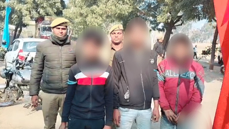 दहशत का बन गए थे पर्याय, धूम फिल्म की स्टाइल में करते थे लूट, आगरा पुलिस ने 3 को धर-दबोचा UP Tak