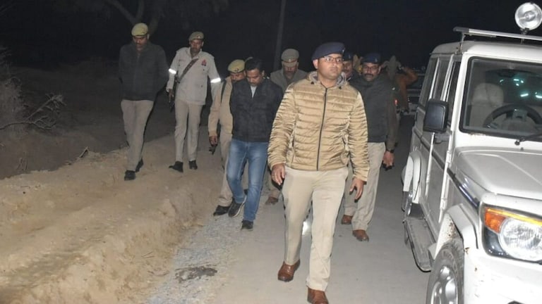 बांदा: पत्नी पर शक करना पड़ा भारी! कुल्हाड़ी से काटकर हुई हिस्ट्रीशीटर पति की हत्या UP Tak