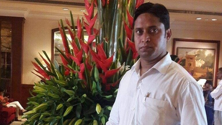 गाजियाबाद: क्लिनिक में मरीज देख रहे थे डॉक्टर, फिर उनके साथ वो हुआ जो किसी ने नहीं सोचा था UP Tak