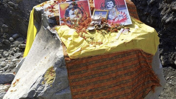 नेपाल की गंडकी नदी से मिली शिला से बन बनेगी रामलला की प्रतिमा! जानें क्यों खास है ये शिला UP Tak