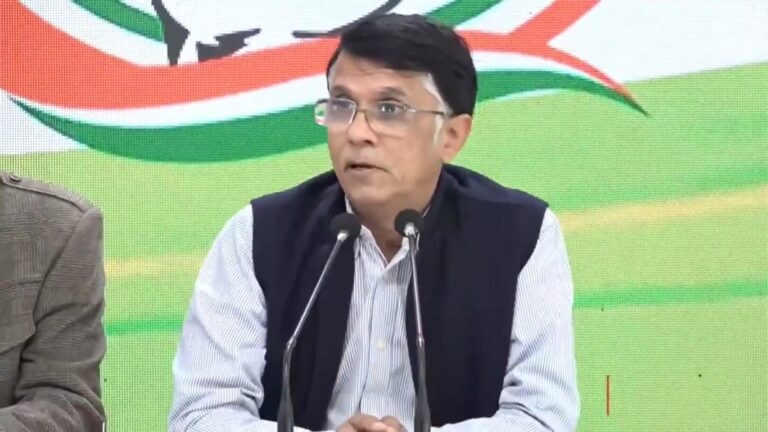 पीएम मोदी पर टिप्पणी को लेकर कांग्रेस नेता पवन खेड़ा के खिलाफ लखनऊ में FIR दर्ज UP Tak