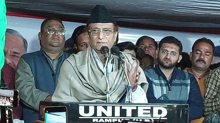 ‘रोजे हश्र मेरा हाथ होगा और तुम सबका गिरेबान होगा’ तुमने बहुत रुलाया, आजम फिर हुए भावुक UP Tak