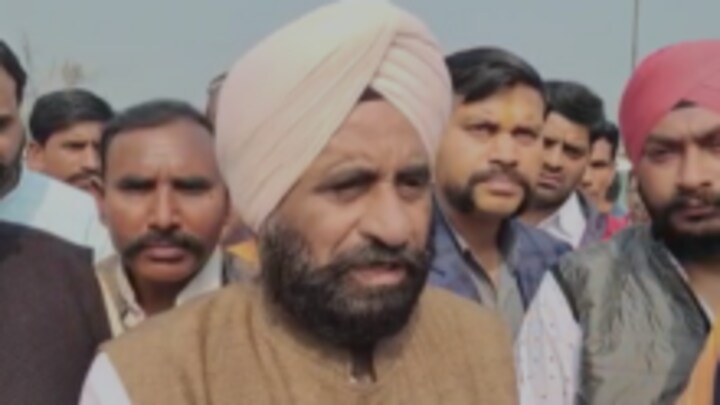 रामचरितमानस विवाद से अब अखिलेश यादव ने किया किनारा? योगी सरकार के मंत्री ने कसा तंज UP Tak