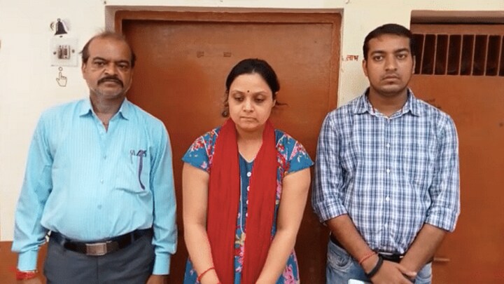 मीनाक्षी ने हाथ जोड़ CM योगी से कहा, ‘छोटी बहन रिक्वेस्ट कर रही है, हिम्मत टूटने से बचाइए’ UP Tak