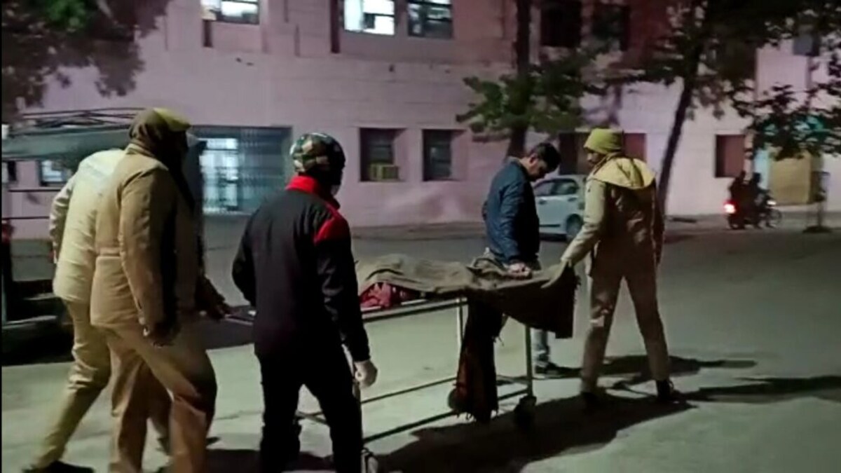 मऊ: निर्मम हत्या! प्रेमी ने विवाहिता प्रेमिका को धारदार हथियार से हमला कर मार डाला? जानें UP Tak