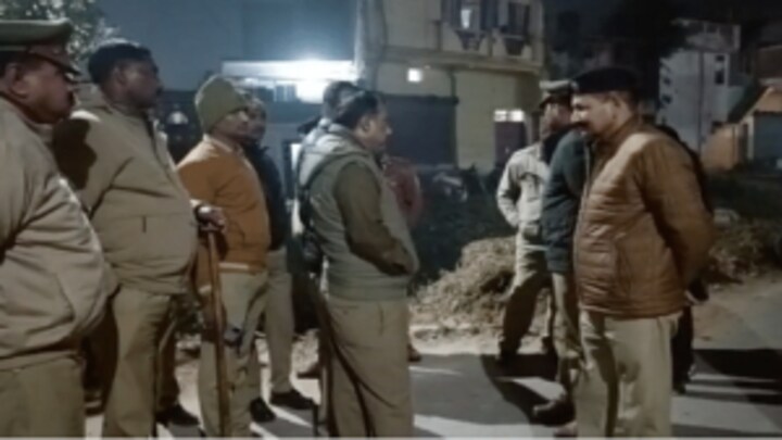 महराजगंज: कॉलेज के बाहर से छात्रा को किया गया अगवा, पुलिस ने किया बरामद, सामने आई ये वजह UP Tak