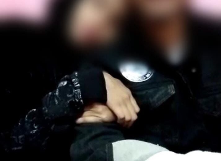 प्रेमी जोड़े के घर से भागने के 2 महीने बाद ये वीडियो सोशल मीडिया पर वायरल हुआ