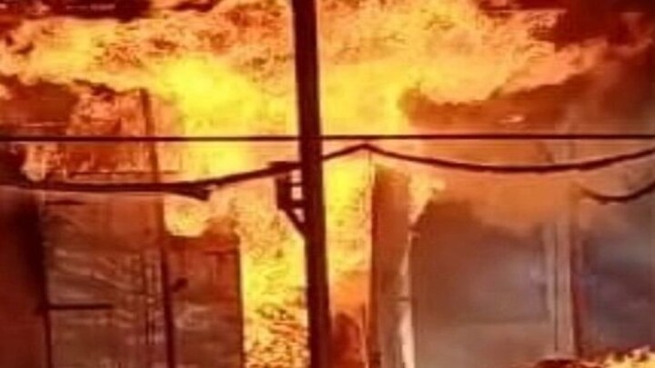 लखनऊ: जिम की बिल्डिंग में लगी आग, अंदर फंसे 17 लोगों को किया गया रेस्क्यू, एक की मौत UP Tak