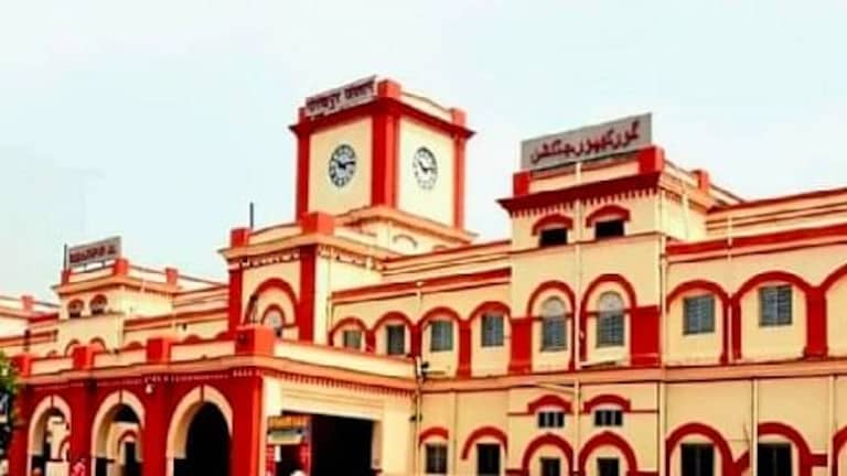 गोरखपुर से ‘वंदे भारत’ के संचालन को लेकर तैयारी तेज, जानें क्या होगी ट्रेन की खासियत UP Tak