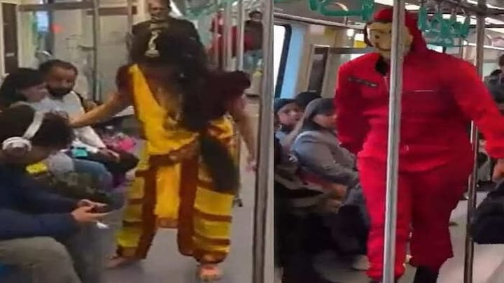 नोएडा मेट्रो में ‘भूत’ बनकर अचानक घुसी भूलभुलैया वाली मंजुलिका, वीडियो की सच्चाई आई सामने UP Tak