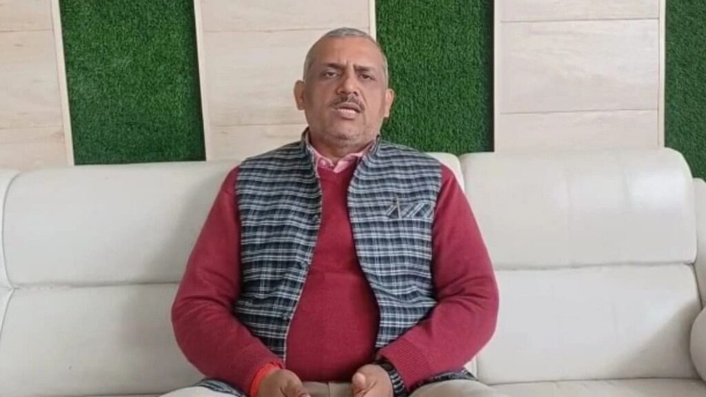 सपा विधायक अमिताभ बाजपेई ने कानपुर पुलिस को घेरा, बोले- 3 गोली का खर्चा, 3 MLA मार दो UPTak