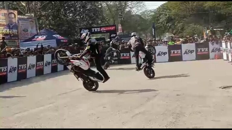 कानपुर: ट्रायल के नाम पर चौराहे पर बाइक सवारों ने किया स्टंट, पुलिस ने की ये कार्रवाई UP Tak