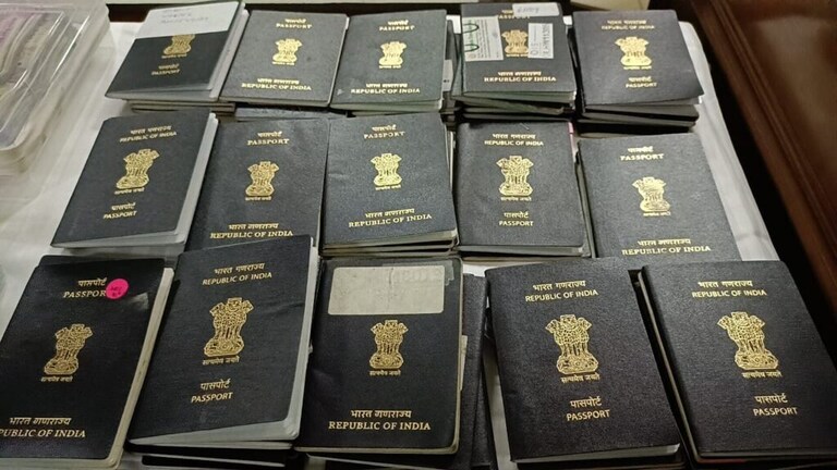 नोएडा: विदेश में नौकरी का सपना दिखाकर लोगों से की लाखों की ठगी, ऐसे फंसाते थे अपने जाल में UP Tak