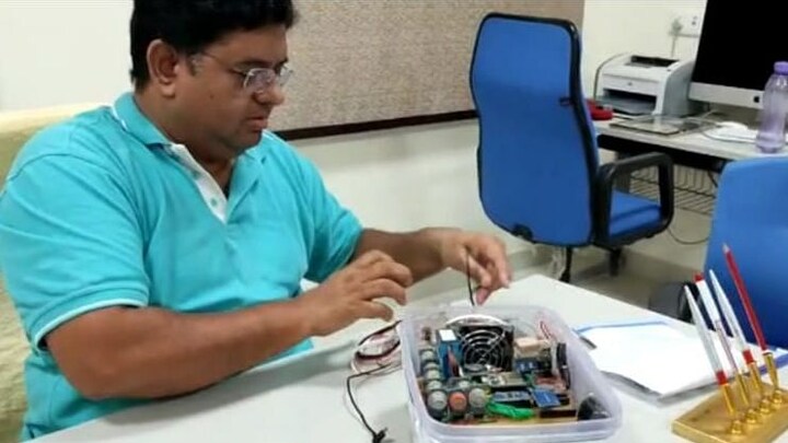 IIT BHU ने बनाया ‘पवन संतरी’, स्मेल से ही बता देगा ये सब, मोबाइल पर ही मिलेगी अहम जानकारी UP Tak