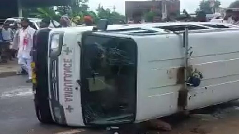 गोंडा: हत्या के मामले में थाने में पूछताछ के लिए बुलाए गए युवक की मौत, मचा हंगामा UP Tak