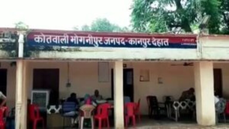 कानपुर: देखिए डायल 112 की गाड़ी का हाल, धक्का लगा होती है स्टार्ट, टाइम पर कैसे पहुंचेगी? UP Tak