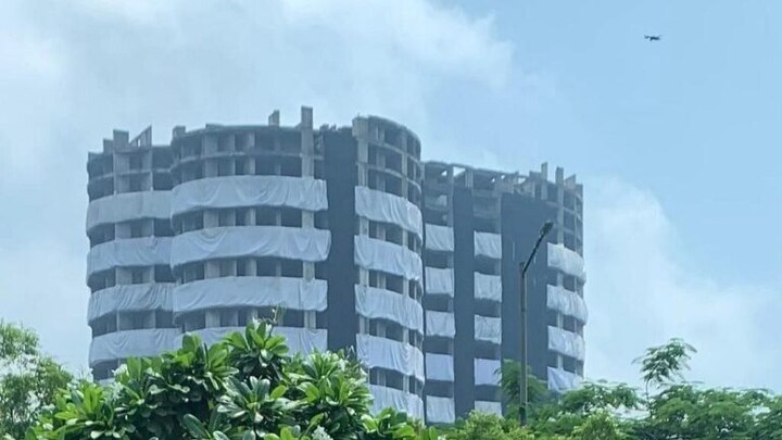 ट्विन टावर गिरने पर निकलने वाली धूल से दिल्ली नहीं, यूपी को है खतरा पर कितना? यहां समझिए UP Tak