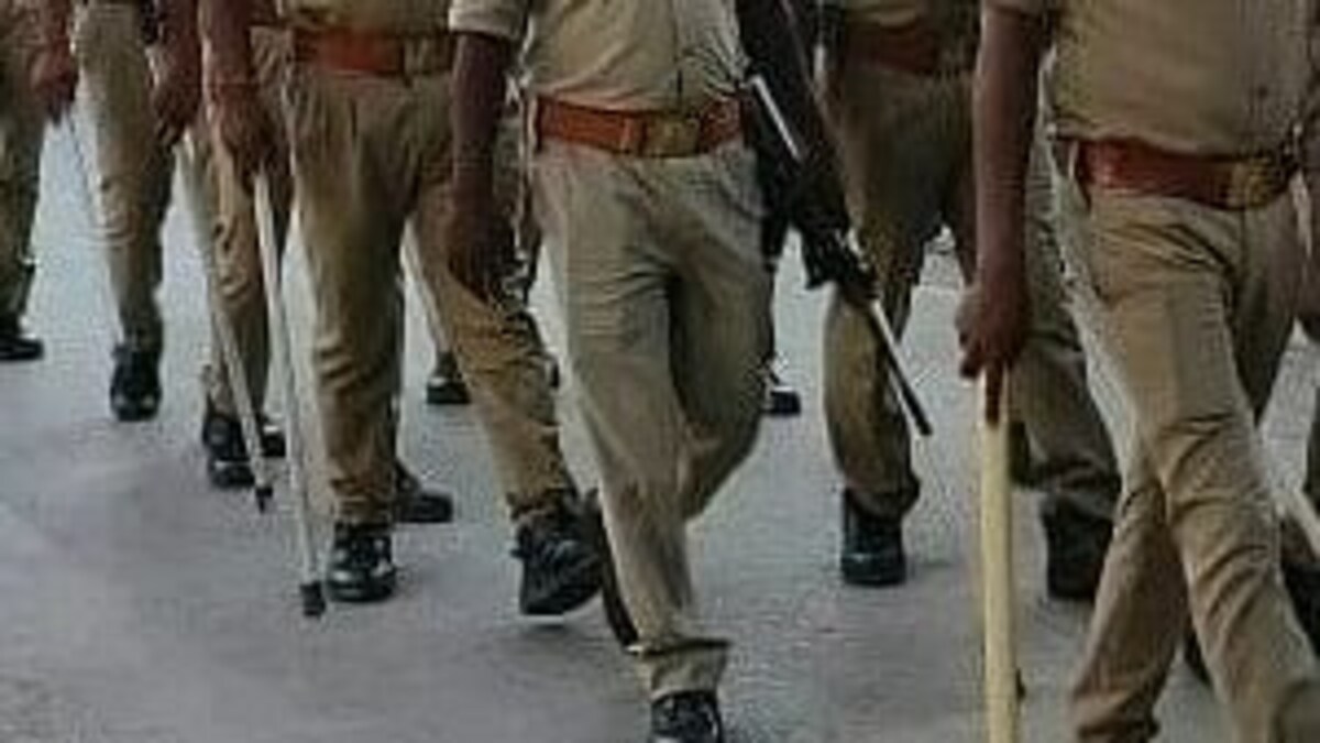 गोरखपुर: माफियाओं के लिए भारी रहा साल 2022, 400 बदमाशों पर गैंगस्टर की कार्रवाई UP Tak