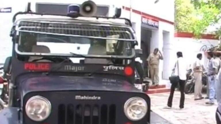 कानपुर: शर्मनाक! फुफेरे भाई ने की ममेरी बहन की हत्या? लड़की के पिता ने लगाए ये गंभीर आरोप UP Tak