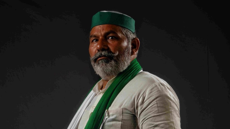 ‘राकेश टिकैत को दिया जाए भारत रत्न’, इस पूर्व IPS ने भारत सरकार से कर दी बड़ी मांग UP Tak