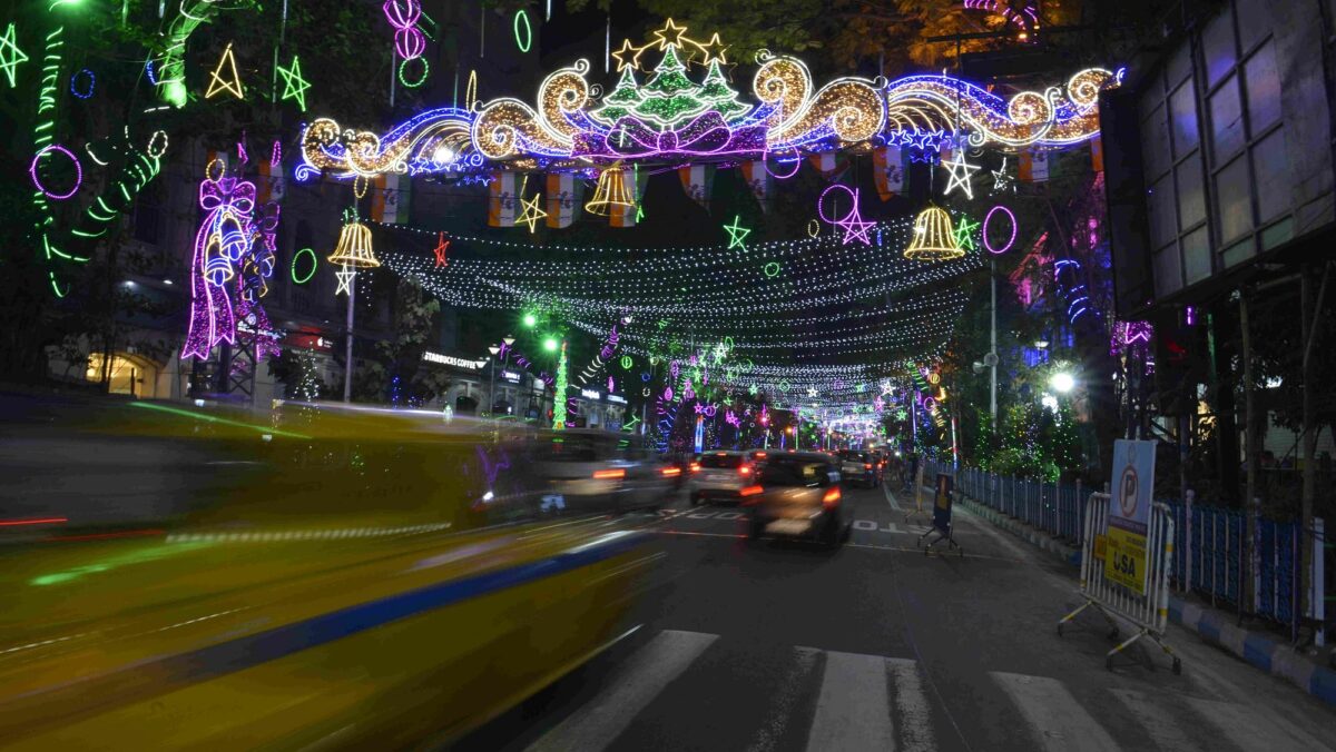 नोएडा में क्रिसमस-न्यू ईयर की पार्टी मनाने से पहले जान लें ये बातें, वरना हो जाएगी मुसीबत UP Tak