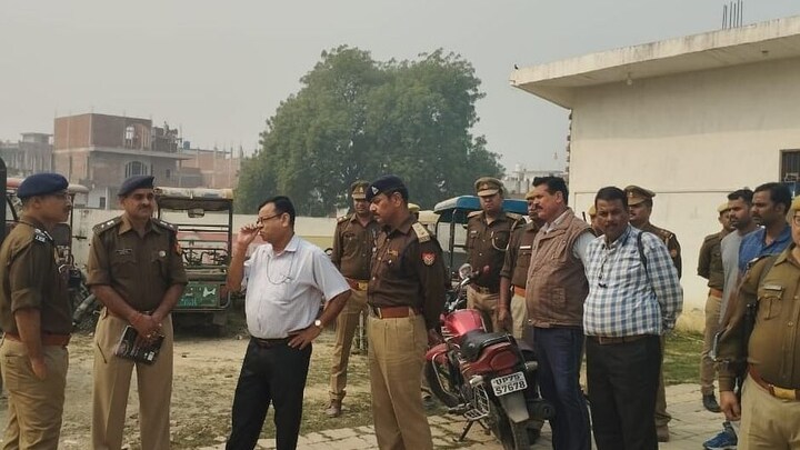 कानपुर: पुलिस चौकी से दारोगा की पिस्टल और कारतूस चुरा ले गए चोर, बक्से में आग बना रहस्य UP Tak