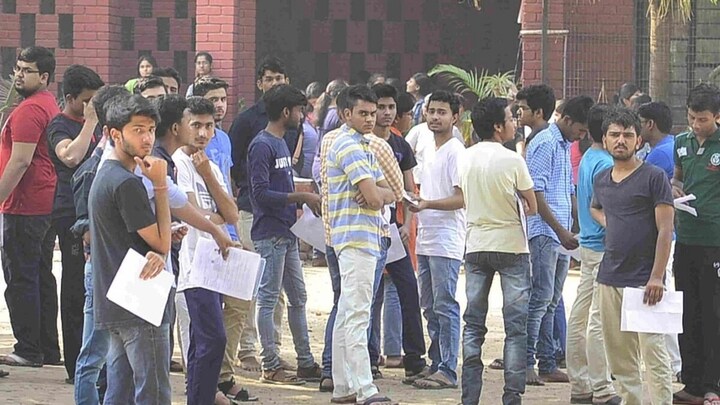 Sarkari Naukri: UP में सरकारी नौकरी पाने का शानदार मौका, डाक विभाग में निकली बंपर वैकेंसी UP Tak