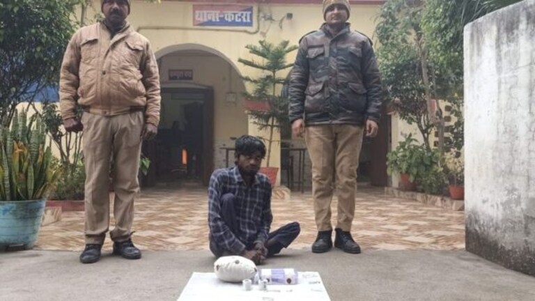शाहजहांपुर: मन रहा था बर्थडे पार्टी जश्न तभी दिव्यांग खेला खूनी खेल, कर दी युवक की हत्या UPTak
