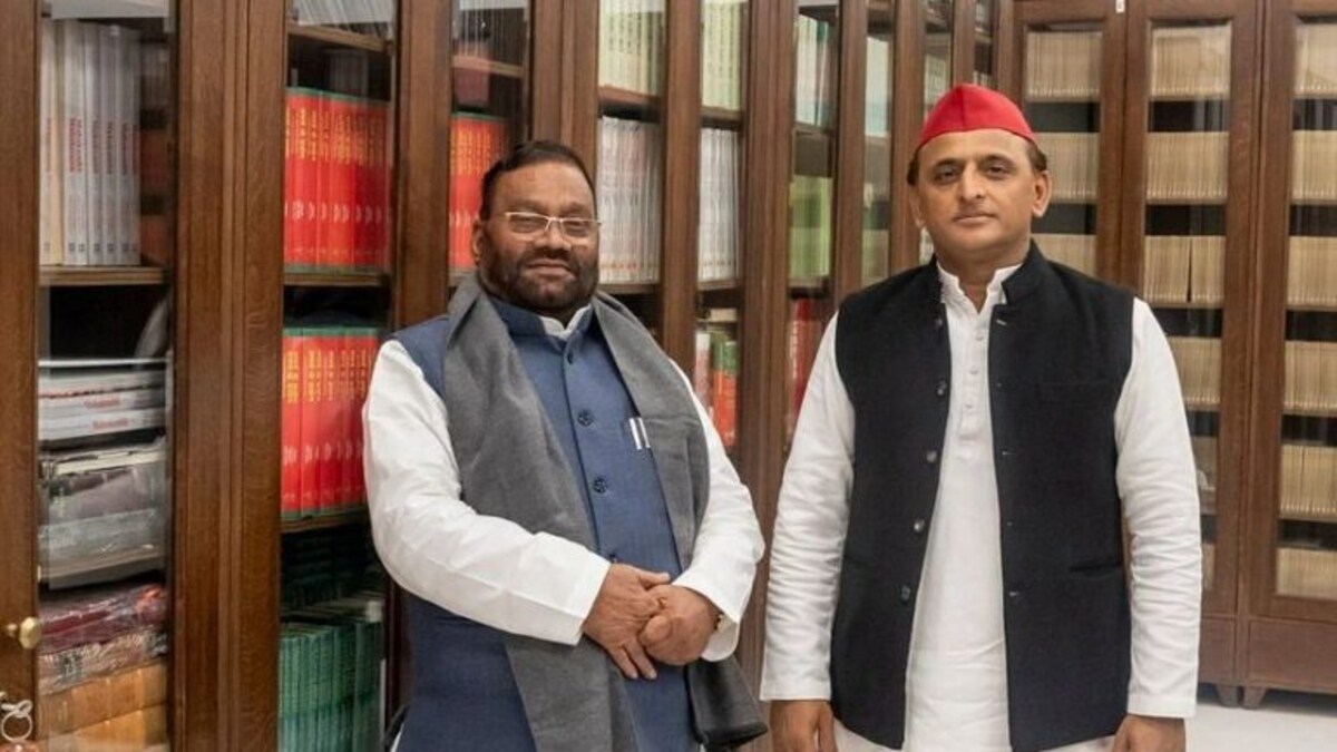 रामचरित मानस पर बयान के बाद अखिलेश ने किया स्वामी प्रसाद मौर्य को तलब, हुई ये बात, जानें UP Tak