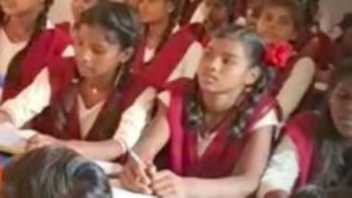 UP Board: यूपी बोर्ड की तरफ से 10वीं-12वीं के
छात्रों के लिए तैयारी के टिप्स जारी, देखें UP Tak