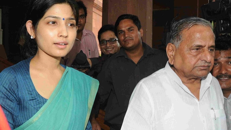 मुलायम सिंह को पद्म विभूषण की घोषणा के बीच डिंपल यादव ने की ये बड़ी मांग UP Tak