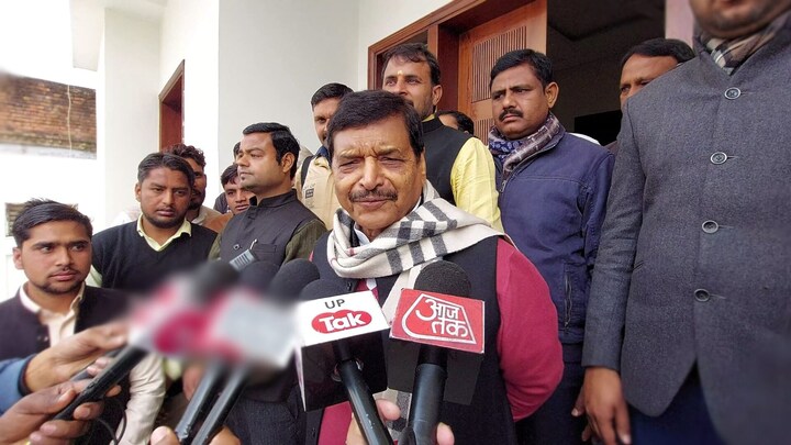 रामचरितमानस पर स्वामी प्रसाद मौर्य के विवादित बयान पर बोले शिवपाल- ‘यह पार्टी की राय नहीं’ UP Tak