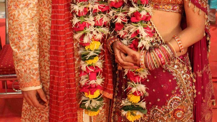 LUDO खेलते-खेलते UP के लड़के को दिल दे बैठी पाकिस्तानी लड़की, बॉर्डर पार कर इंडिया पहुंची LUDO खेलते-खेलते UP के लड़के को दिल दे बैठी पाकिस्तानी लड़की