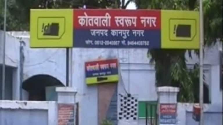 ₹2 करोड़ की रंगदारी न देने पर व्यापारी को जान से मारने की धमकी? SP का योगी सरकार पर हमला UPTak