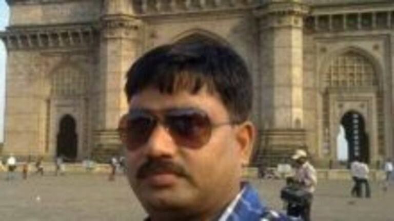 प्रयागराज में हुआ उमेश पाल का अंतिम संस्कार, चप्पे-चप्पे पर रहा पुलिस का पहरा UP Tak