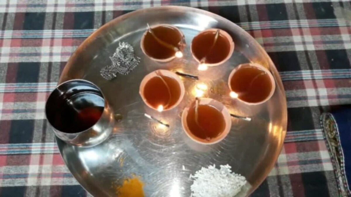 इटावा की अनोखी दिवाली! यहां गणेश-लक्ष्मी नहीं बल्कि पुरखों को प्रसन्न करने के होते हैं जतन UP Tak