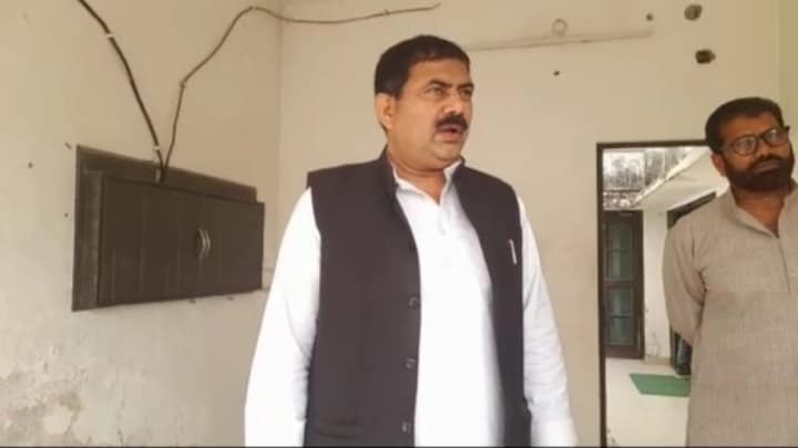 बरेली: सपा MLA अताउर रहमान समेत 3 पर हत्या की कोशिश का केस दर्ज, जानें मामला UP Tak