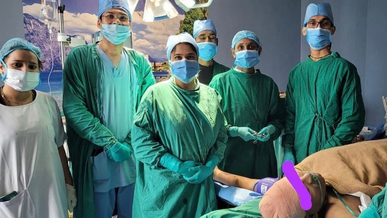 वाराणसी में पहली बार मरीज को बिना बेहोश किए हुई ब्रेन ट्यूमर की सर्जरी, जानिए कैसे हुआ ये UPTak