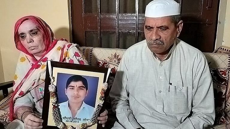 खतौली उपचुनाव: कवाल कांड में मारे गए गौरव के पिता ने उठाया ये कदम, चुनाव पर पड़ेगा असर! UPTak