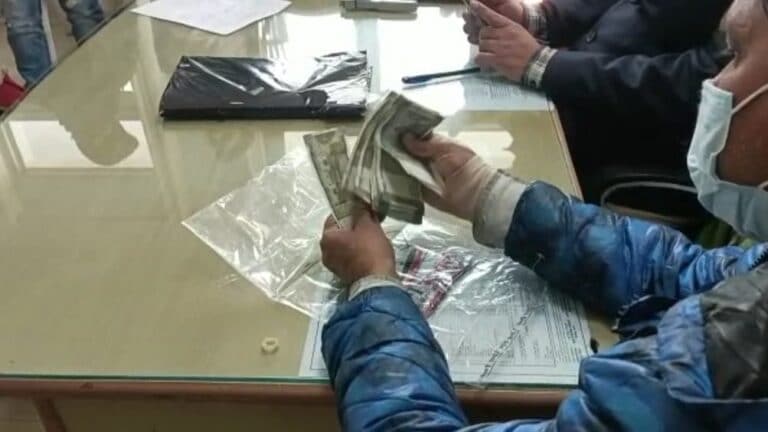 कानपुर: महिला के गिर गए थे ₹13 हजार, दूसरी महिला को मिलें, जानिए फिर क्या हुआ UPTak