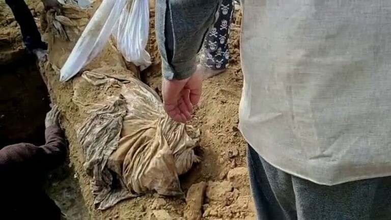 संभल: मौत के 5 महीने बाद मिलेगा महिला को इंसाफ! कब्र से निकाली गई लाश, ये है पूरा मामला UP Tak