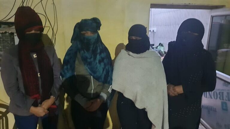 आगरा: स्पा सेंटर में चल रहा था गंदा काम! 10 युवक और युवतियों को पकड़ा गया, ये सब पता चला UP Tak